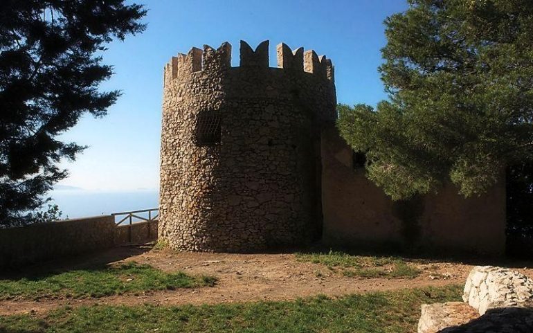 Torre Damecuta