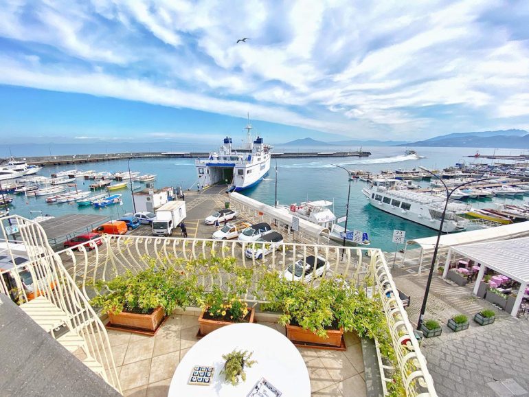 La baia di Napoli B&B