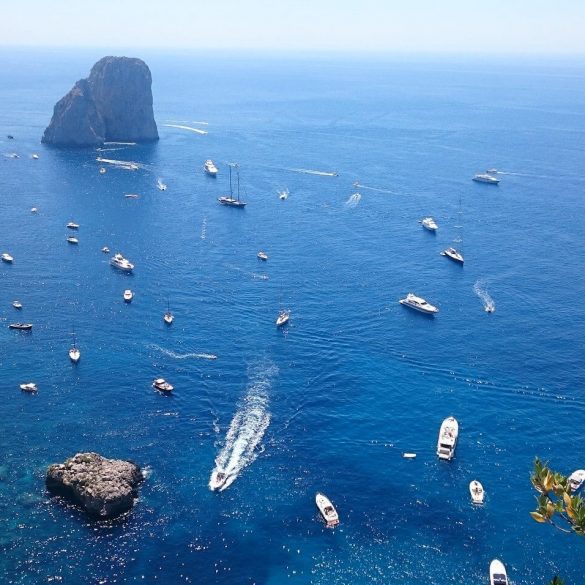 capri faraglioni