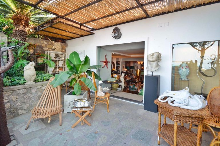 Capri Interiors